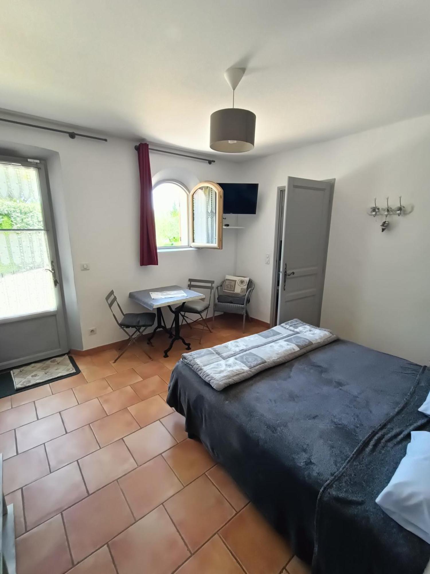 Chambre D'Hotes Le Fare Tchanque Parking Gratuit Sur Place Cavaillon Exterior foto